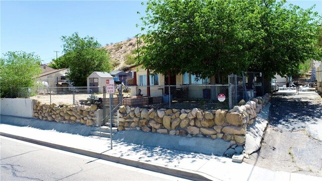 15445 Hesperia Rd, Victorville, CA 92395 - photo 2