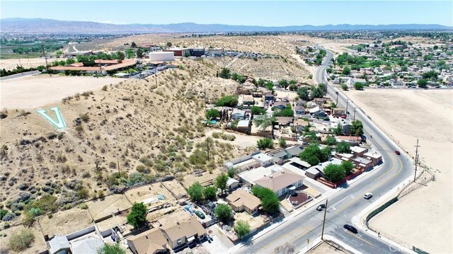 15445 Hesperia Rd, Victorville, CA 92395 - photo 11