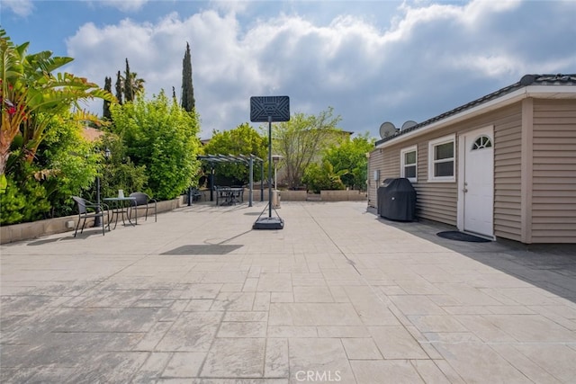 10404 Jardine Ave, Sunland, CA 91040 - view of patio / terrace with a grill and a pergola