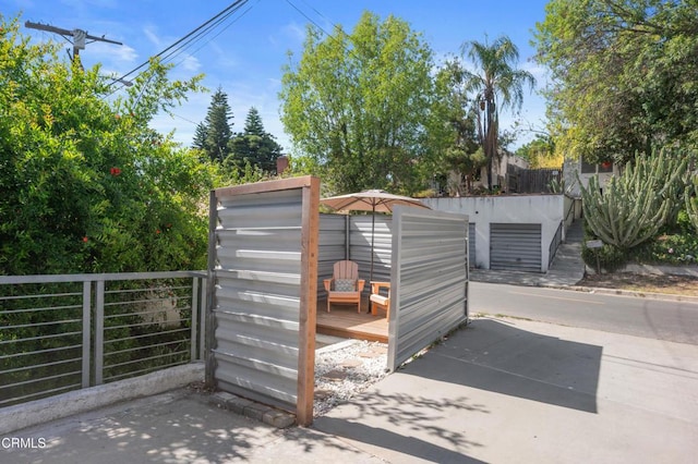1196 Montecito Dr, Los Angeles, CA 90031 - view of gate