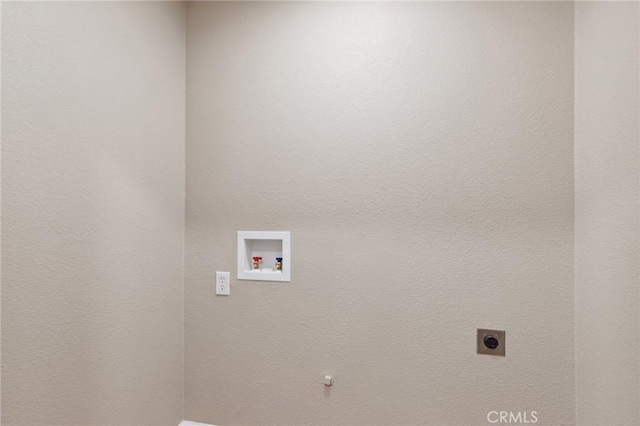 325 N 3rd Ave, Oakdale, CA 95361 - washroom with hookup for an electric dryer and washer hookup