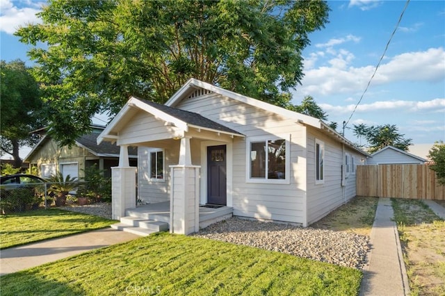 325 N 3rd Ave, Oakdale, CA 95361 - view of front of house