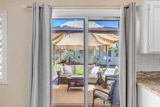 32295 Via Arias, Temecula, CA 92592 - view of entryway