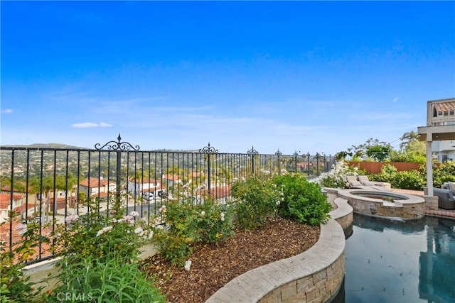 112 Del Cabo, San Clemente, CA 92673 - view of yard with a pool with connected hot tub