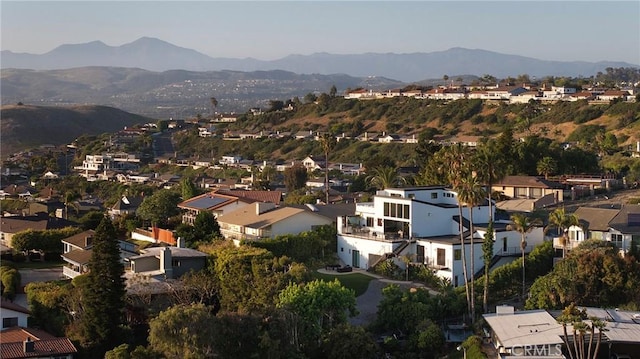 152 El Levante, San Clemente, CA 92672 - aerial overview of property's location featuring a mountain backdrop and nearby suburban area