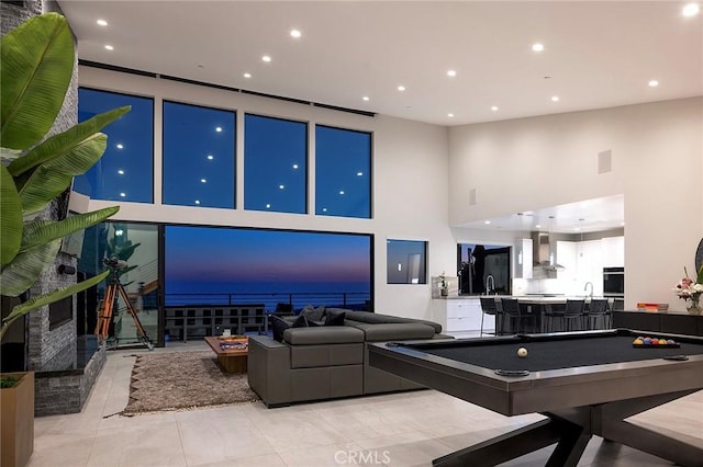 152 El Levante, San Clemente, CA 92672 - living area featuring a high ceiling, recessed lighting, and billiards table