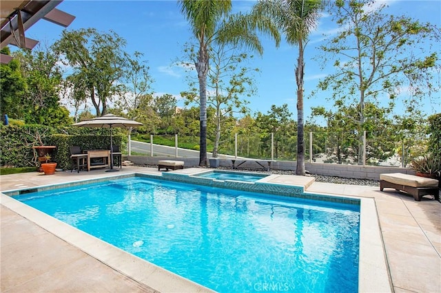 4 Sunswept Mesa, Aliso Viejo, CA 92656 - view of pool featuring an in-ground hot tub, a patio, and view of wooded area