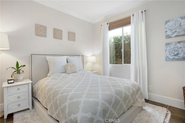4 Sunswept Mesa, Aliso Viejo, CA 92656 - bedroom featuring ornamental molding and baseboards