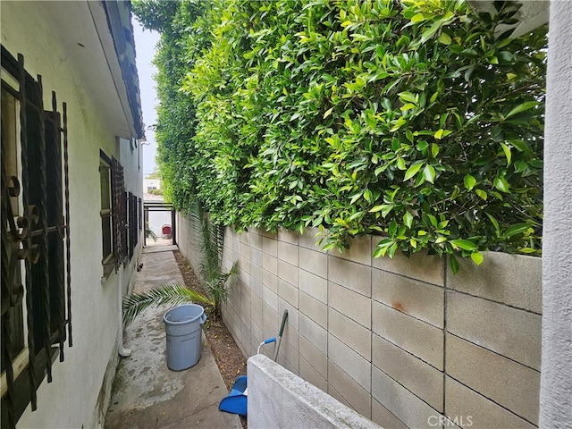 549 San Juan Ave, Venice, CA 90291 - view of patio