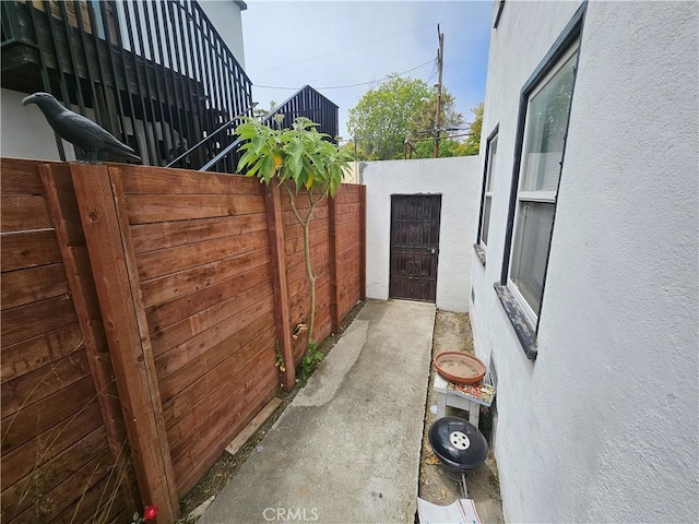 549 San Juan Ave, Venice, CA 90291 - view of patio / terrace