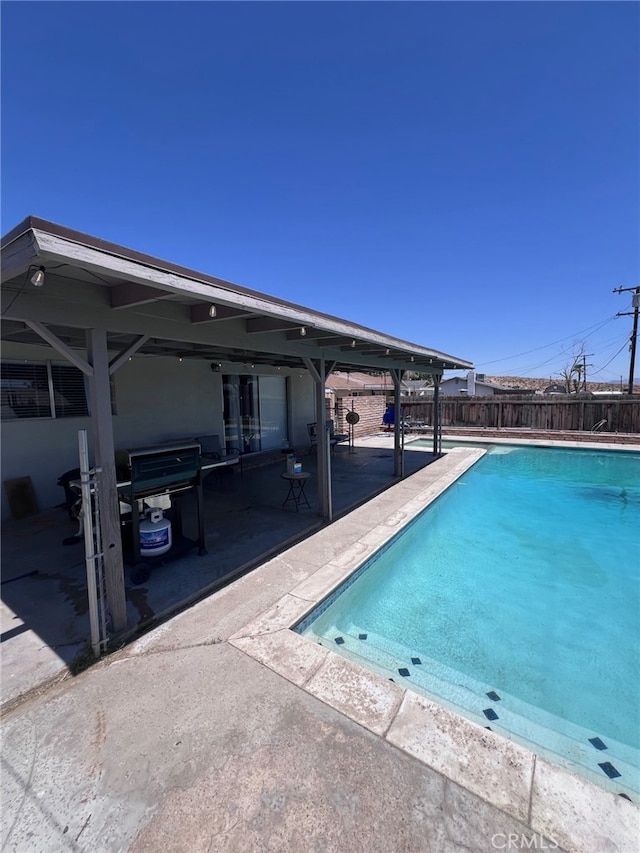 37098 San Bruno Ave, Barstow, CA 92311 - view of pool with a patio and a fenced backyard