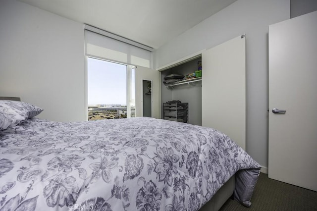 411 W Seaside Way Unit 1103, Long Beach, CA 90802 - carpeted bedroom featuring a closet