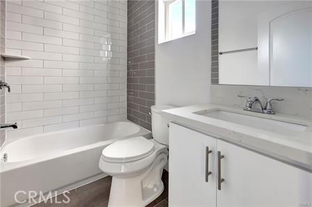8418 S Main St, Los Angeles, CA 90003 - photo 10