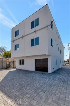 8418 S Main St, Los Angeles, CA 90003 - photo 21