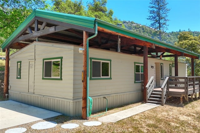 2843 E Westfall Rd, Mariposa, CA 95338 - view of front of home with a deck
