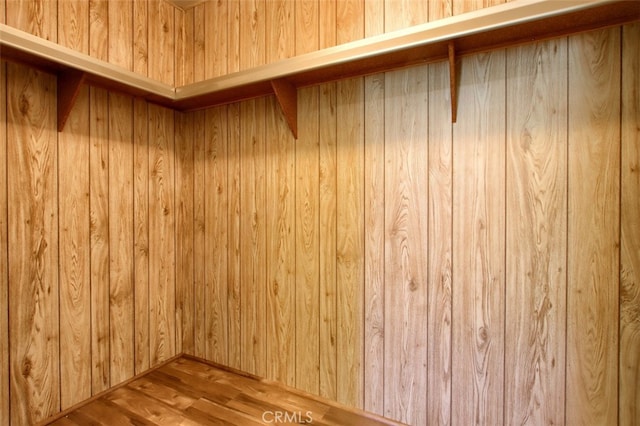 2843 E Westfall Rd, Mariposa, CA 95338 - interior space featuring wood finished floors