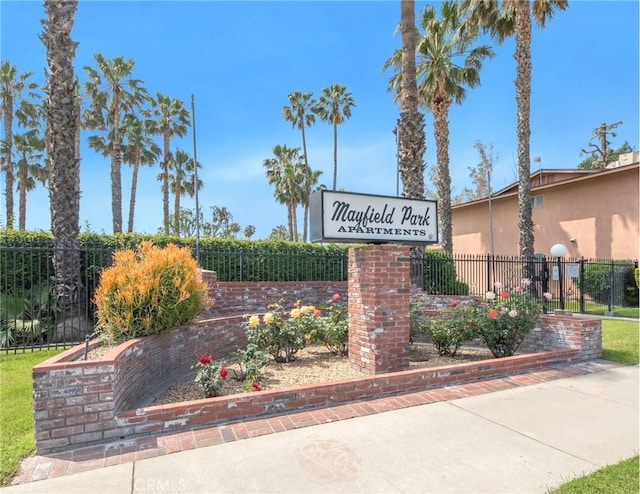 345 W 41st St, San Bernardino, CA 92407 - view of community sign