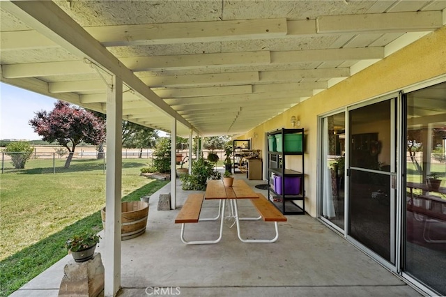 3298 N Zediker Ave, Sanger, CA 93657 - view of patio / terrace