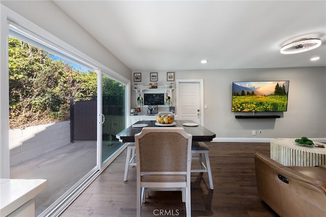 1319 Via Esperanza, San Dimas, CA 91773 - dining room featuring wood finished floors, baseboards, and recessed lighting