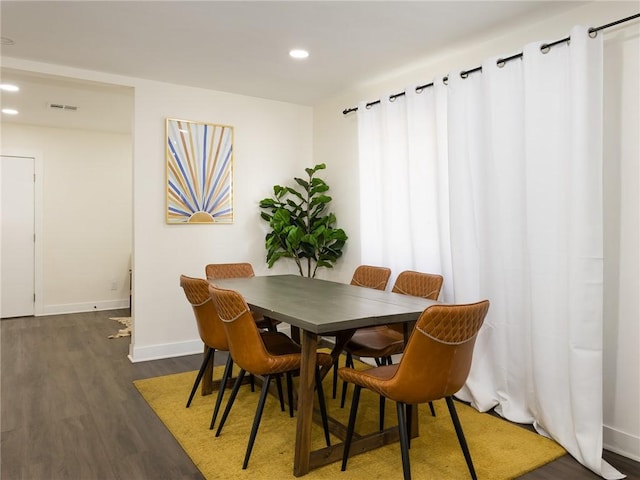 5518 W 117th St, Hawthorne, CA 90304 - dining room featuring dark wood finished floors, recessed lighting, and baseboards