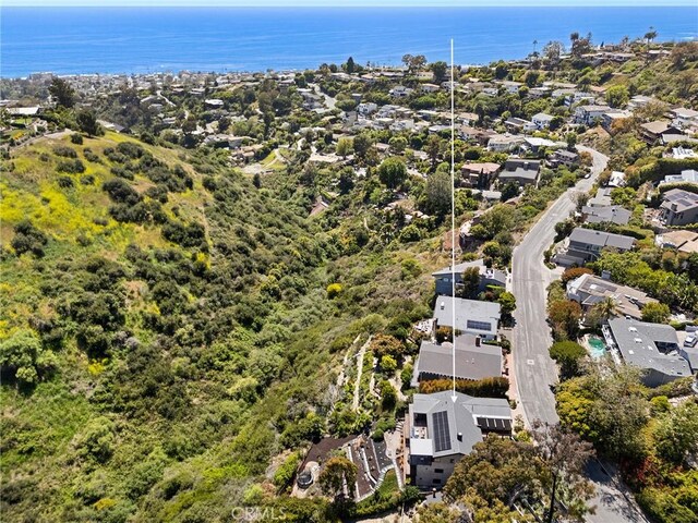 1435 Cerritos Dr, Laguna Beach, CA 92651 - aerial view of residential area featuring a large body of water