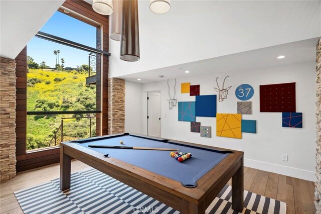 1435 Cerritos Dr, Laguna Beach, CA 92651 - rec room with billiards table, hardwood / wood-style floors, baseboards, healthy amount of natural light, and recessed lighting