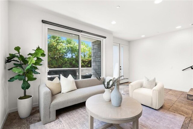 645 Channel Way, Costa Mesa, CA 92627 - living area featuring recessed lighting and baseboards