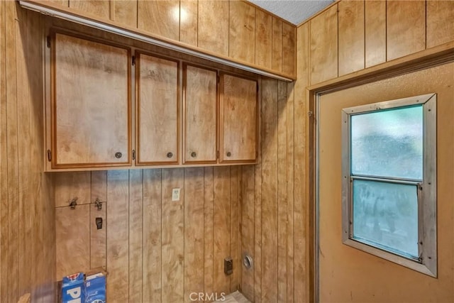 15993 27th Ave, Clearlake, CA 95422 - view of laundry area