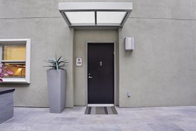 11023 Fruitland Dr Unit 104, Studio City, CA 91604 - property entrance with stucco siding