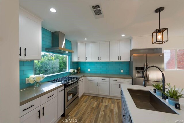 94 Marathon Rd, Altadena, CA 91001