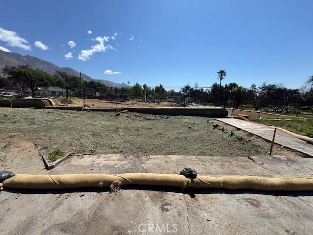 94 Marathon Rd, Altadena, CA 91001