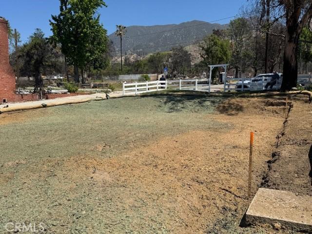 94 Marathon Rd, Altadena, CA 91001