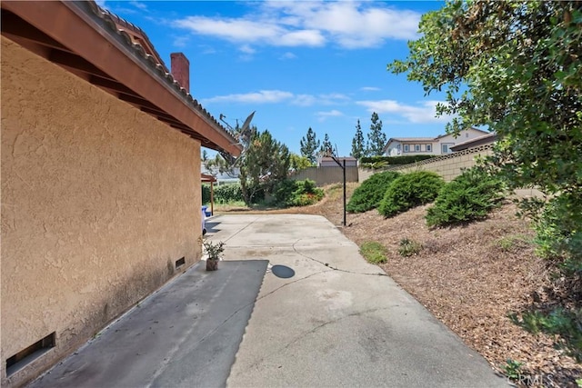 6164 Amberwood Dr, Rancho Cucamonga, CA 91701 - view of yard with a patio