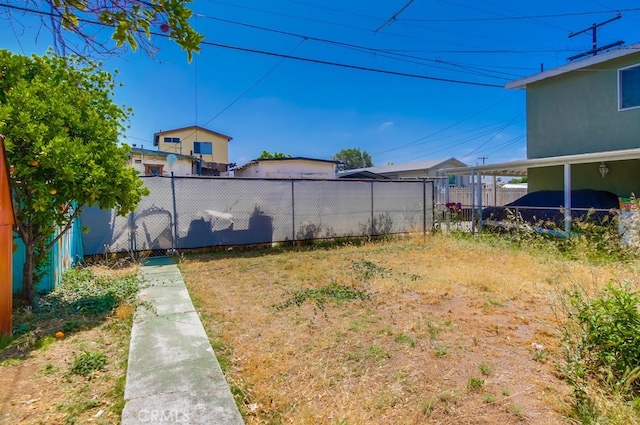 327 S 35th St, San Diego, CA 92113 - view of yard