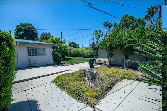 16751 Ludlow St, Granada Hills, CA 91344 - view of yard with a patio
