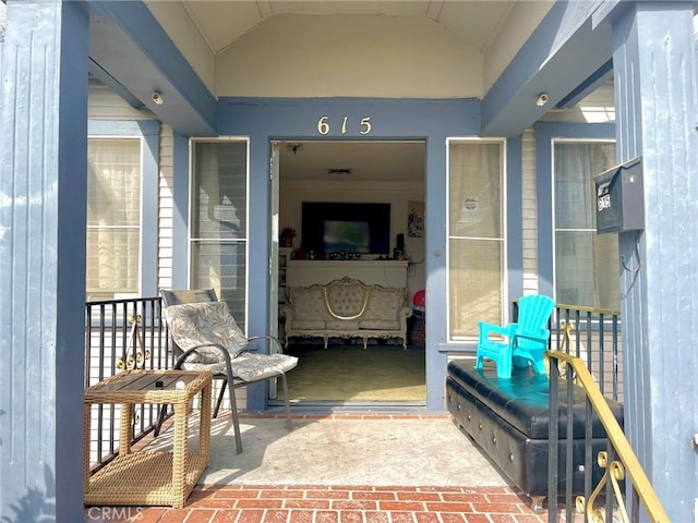611615 E Acacia Ave, Glendale, CA 91205 - view of doorway to property