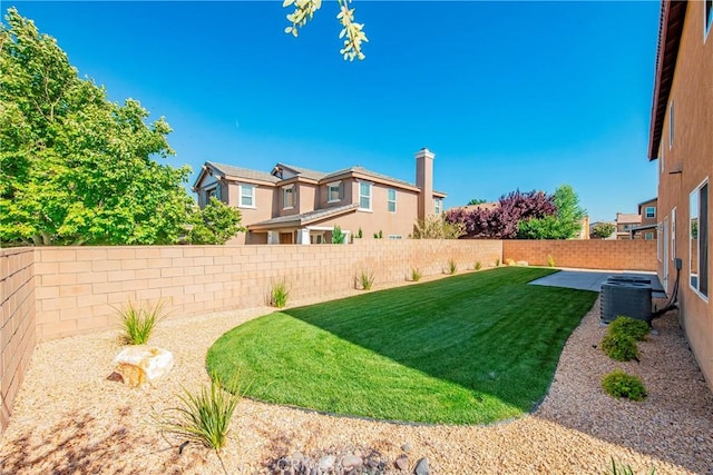 44224 Raven Ln, Lancaster, CA 93536 - view of yard with cooling unit
