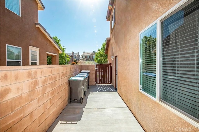 44224 Raven Ln, Lancaster, CA 93536 - view of patio / terrace