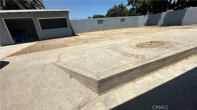 2045 S Cypress Ave, Ontario, CA 91762 - view of yard