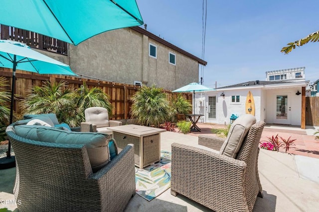 244 Cahuenga Dr, Oxnard, CA 93035 - view of patio / terrace