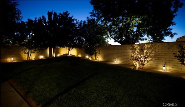 5515 Katrina Pl, Palmdale, CA 93552 - view of fenced backyard