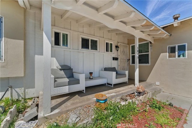 1089 E Columbia Ave, Pomona, CA 91767 - view of patio / terrace