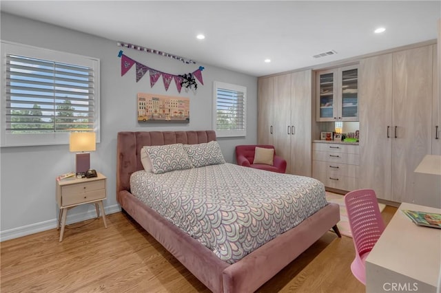 4275 Country Club Dr, Long Beach, CA 90807 - bedroom with light wood-style floors, recessed lighting, and baseboards
