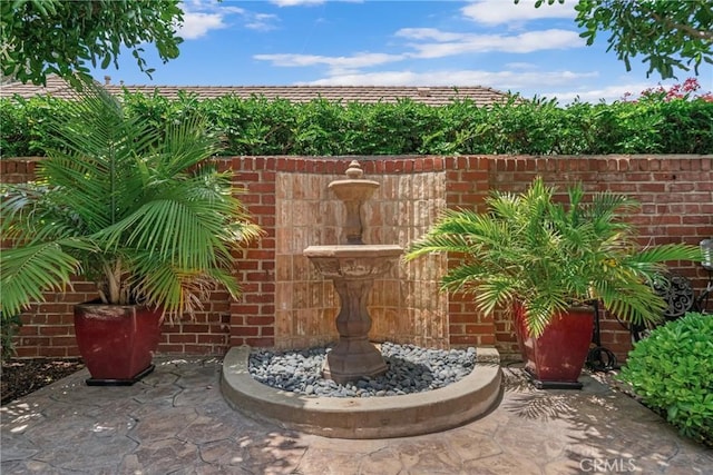 4275 Country Club Dr, Long Beach, CA 90807 - view of patio