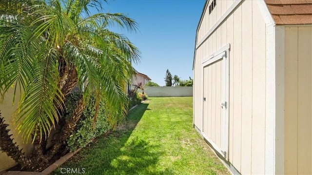 1589 Palomino Ave, Upland, CA 91786 - view of yard