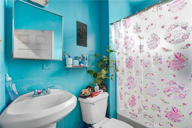 1132 E 53rd St, Los Angeles, CA 90011 - bathroom with a sink, toilet, and shower / bathtub combination with curtain