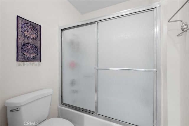 1441 Brett Pl Unit 136, San Pedro, CA 90732 - full bath featuring toilet and shower / bath combination with glass door