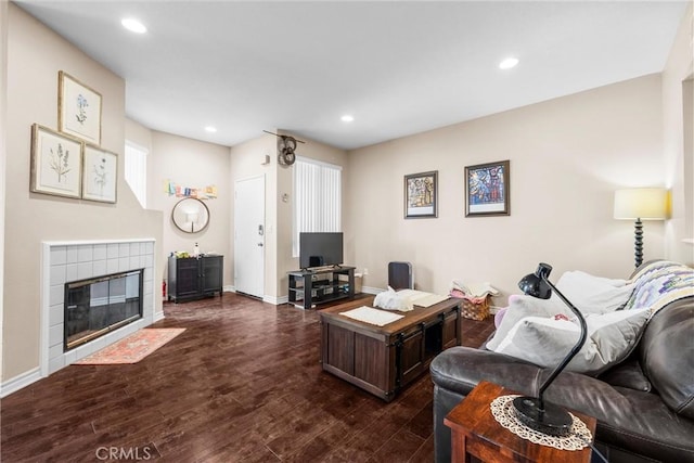 1441 Brett Pl Unit 136, San Pedro, CA 90732 - living room featuring dark wood-style floors, a fireplace, baseboards, and recessed lighting