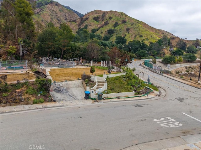 3304 Rubio Crest Dr, Altadena, CA 91001