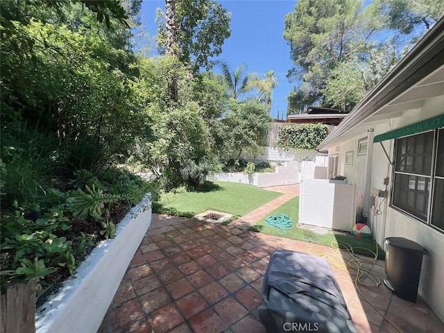 9466 Hidden Valley Pl, Beverly Hills, CA 90210 - view of patio